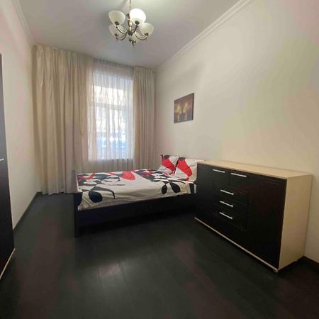 Suites On Chaikovskogo 敖德萨 外观 照片