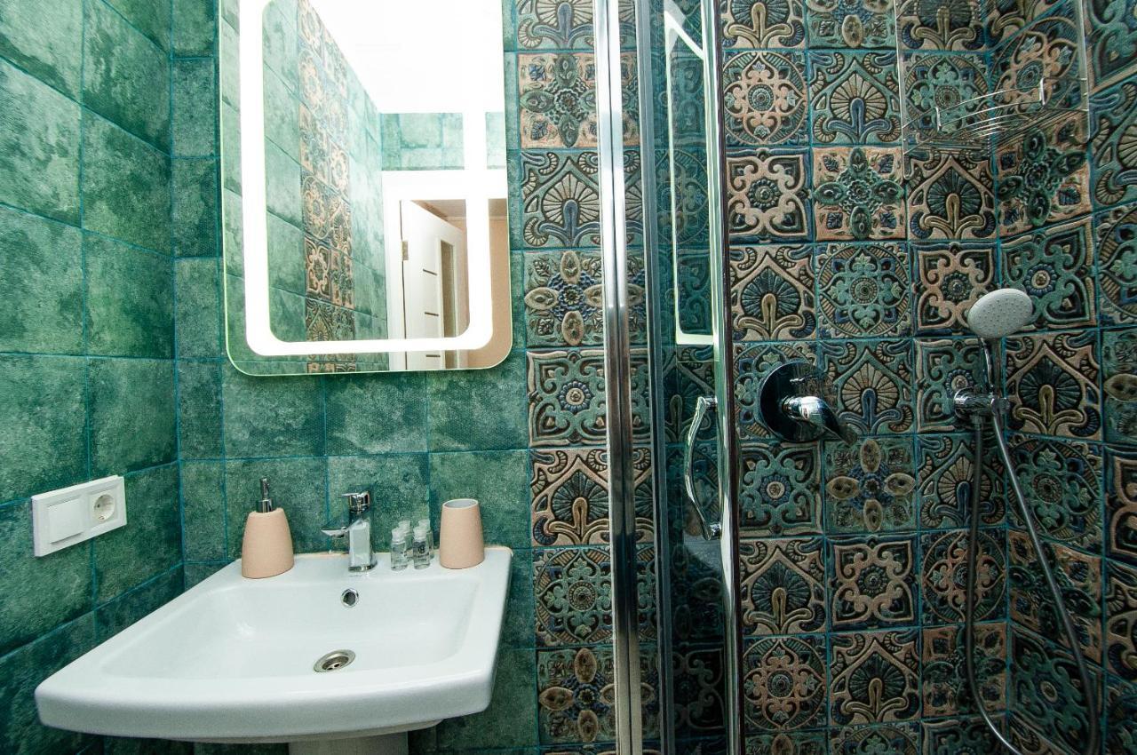 Suites On Chaikovskogo 敖德萨 外观 照片