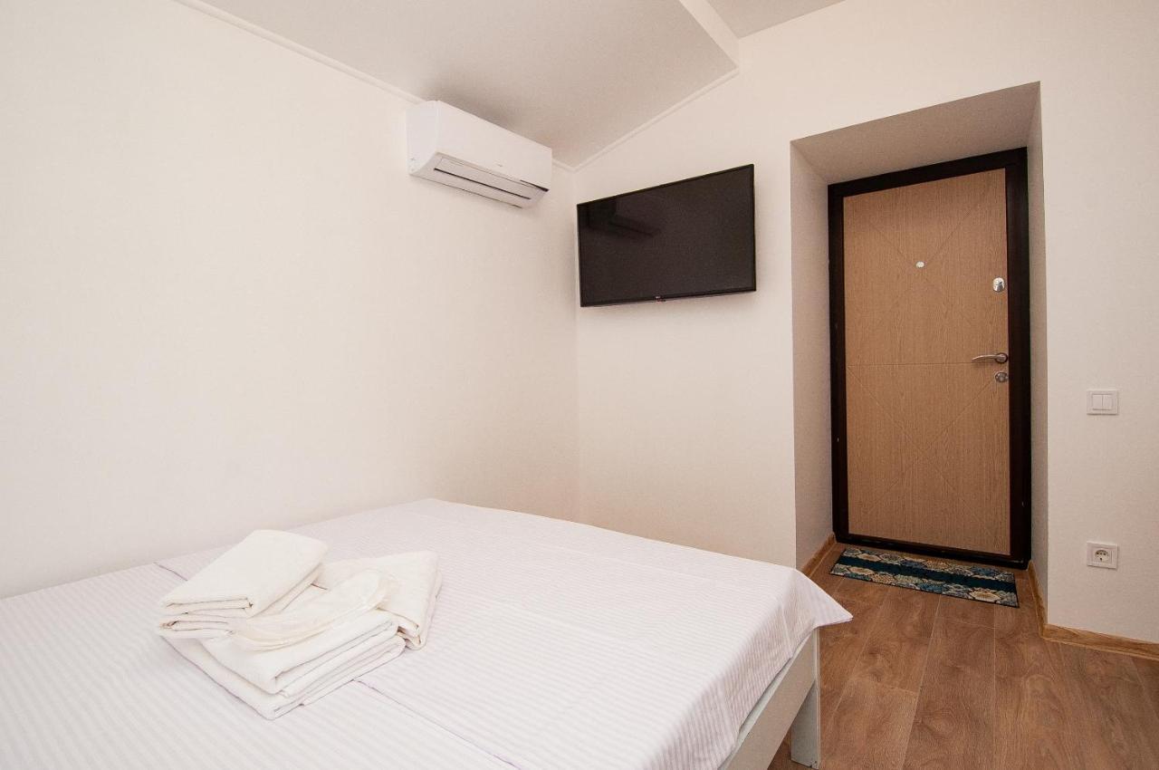 Suites On Chaikovskogo 敖德萨 外观 照片