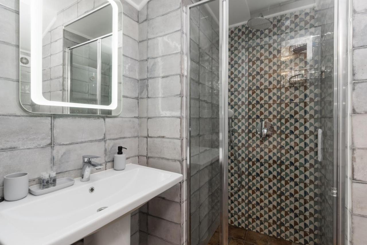 Suites On Chaikovskogo 敖德萨 外观 照片