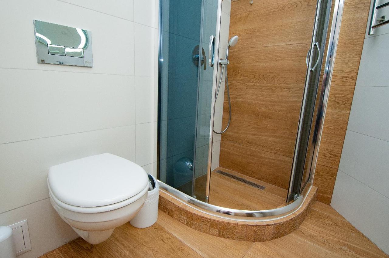 Suites On Chaikovskogo 敖德萨 外观 照片
