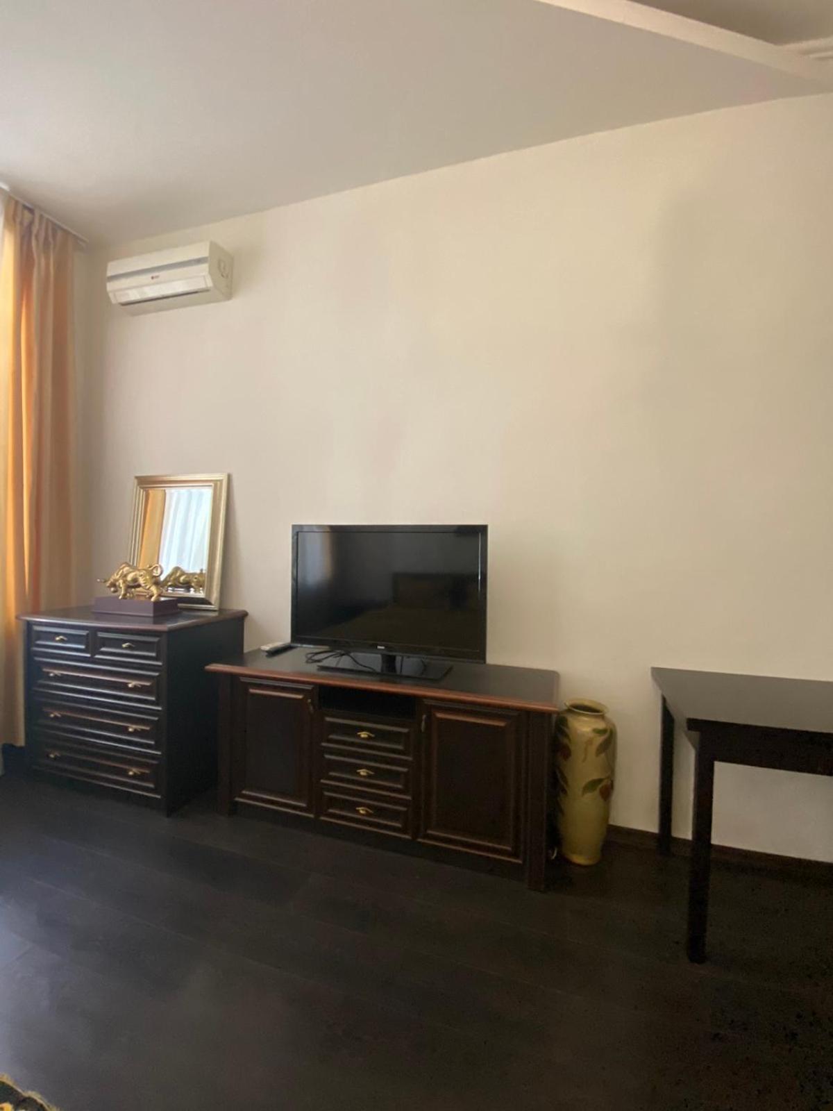 Suites On Chaikovskogo 敖德萨 外观 照片