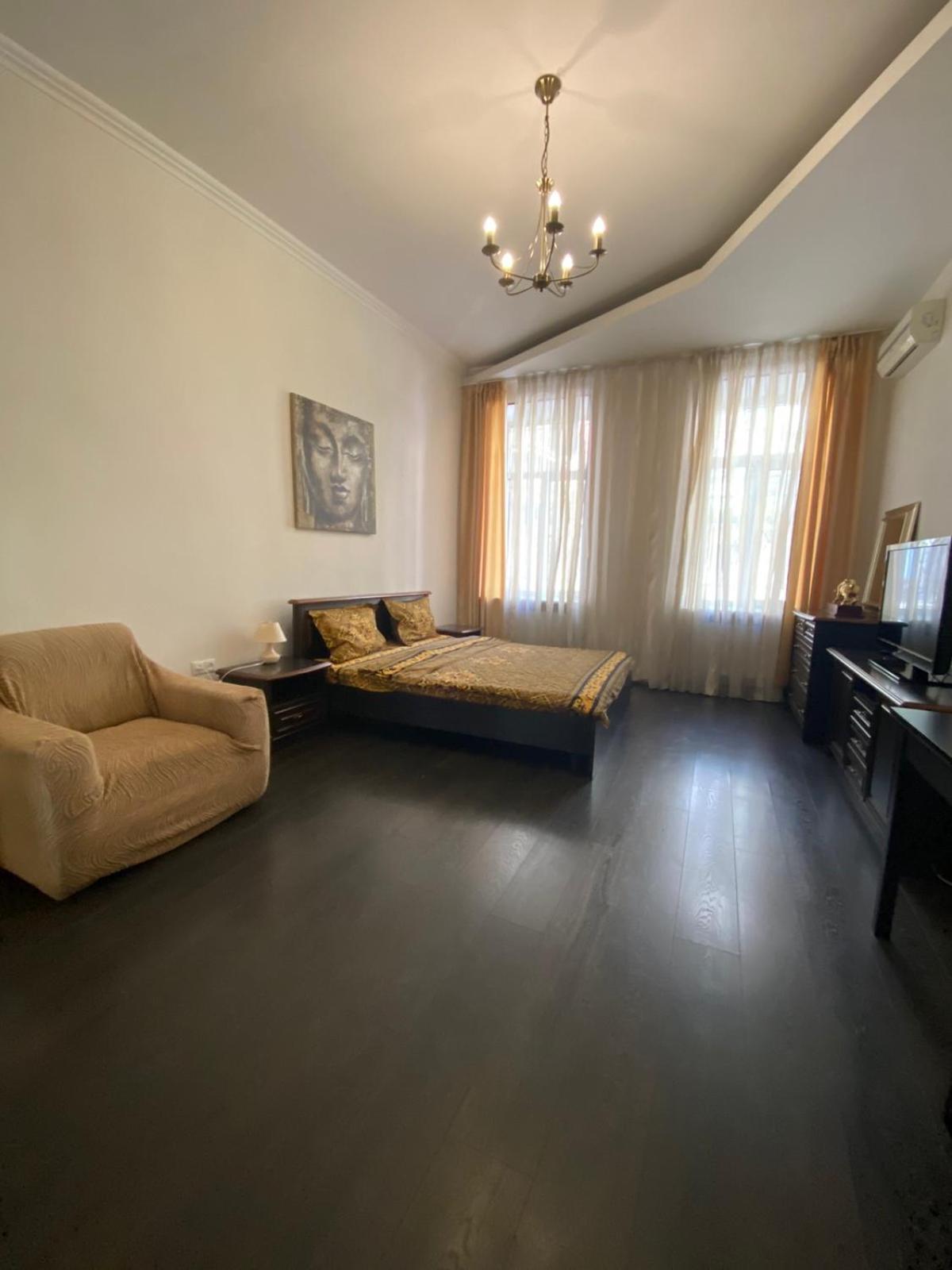 Suites On Chaikovskogo 敖德萨 外观 照片
